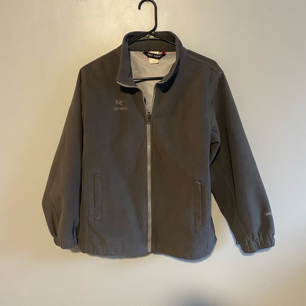 ARC’TERYX Gore-tex XCR jacket